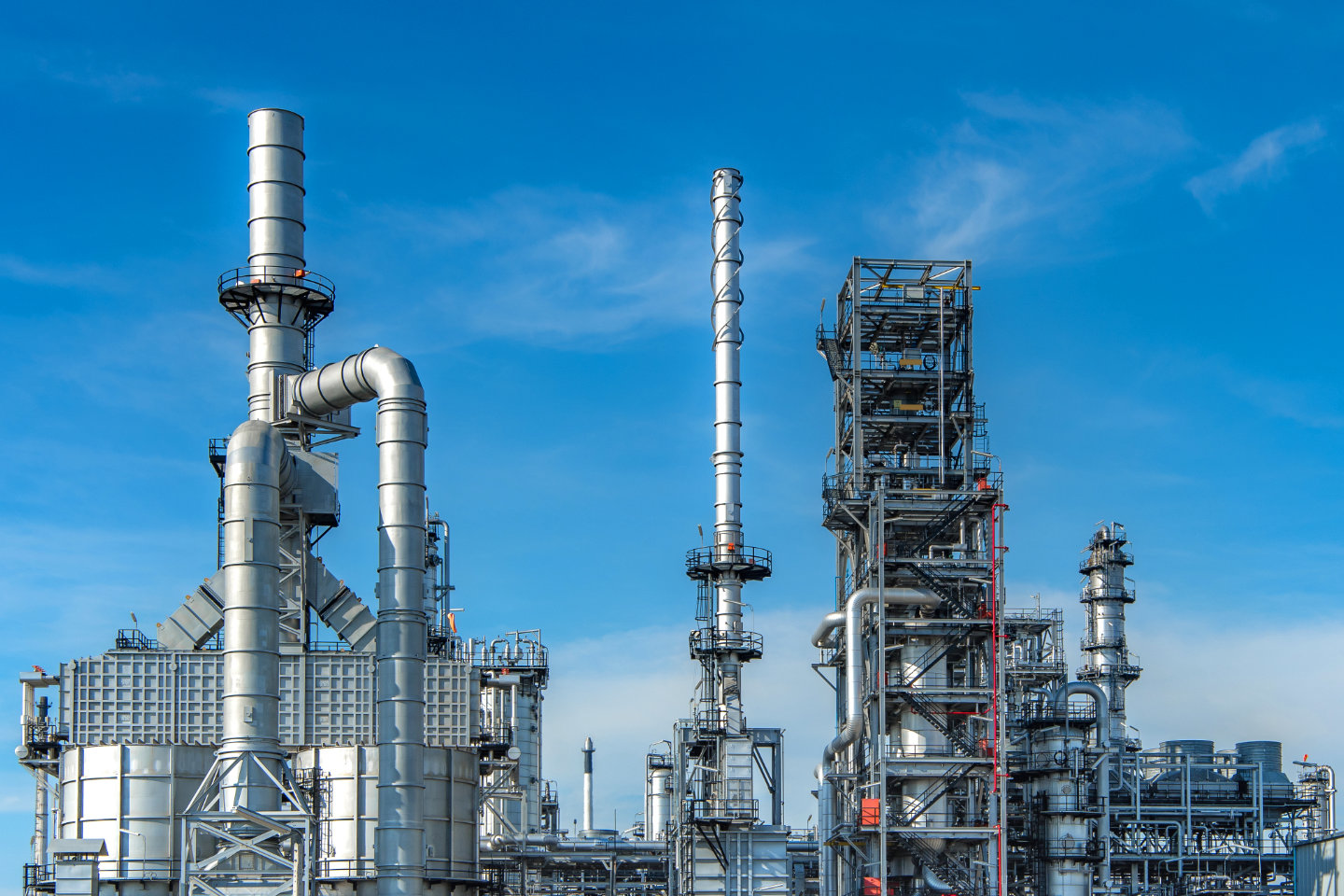 65df0e248f4af6fb147a76b9 technologists industrial solutions for industries downstream facilities oil gas large